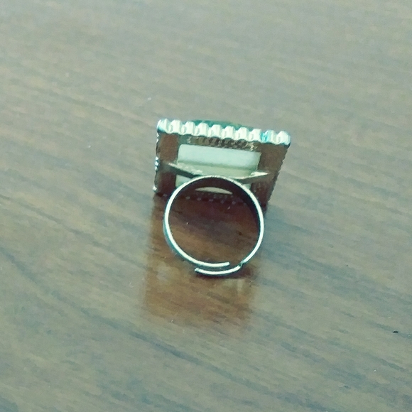 Square ring - Picture 2 of 2